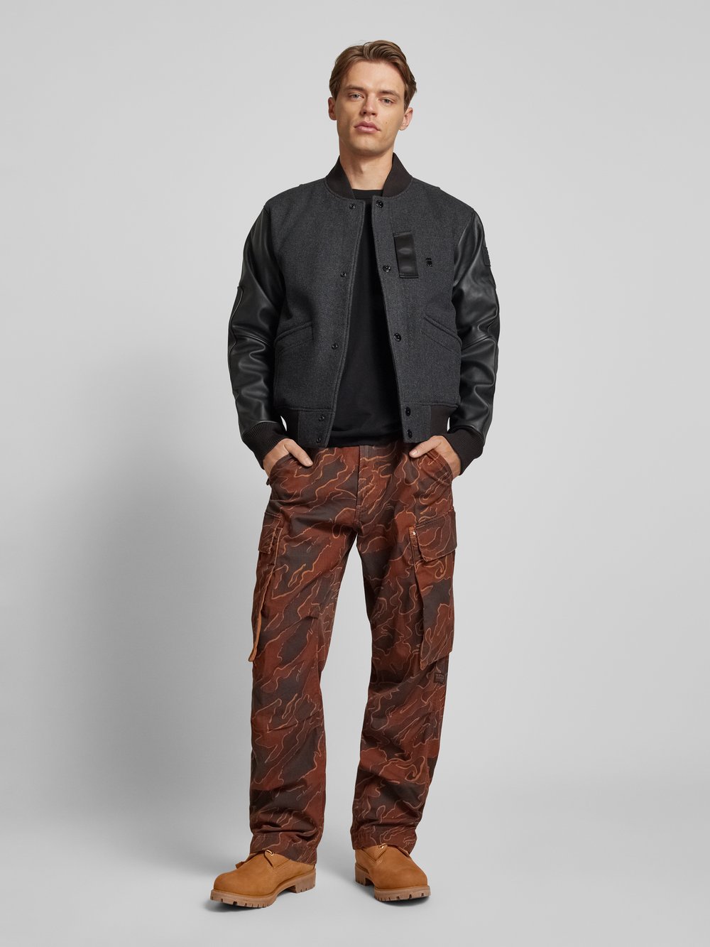 

Лонгслив с нашивкой-лейблом G-Star Raw, черный