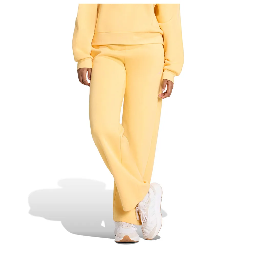 

Спортивные брюки adidas Essentials с небольшим логотипом, удобные и с открытым низом, желтый