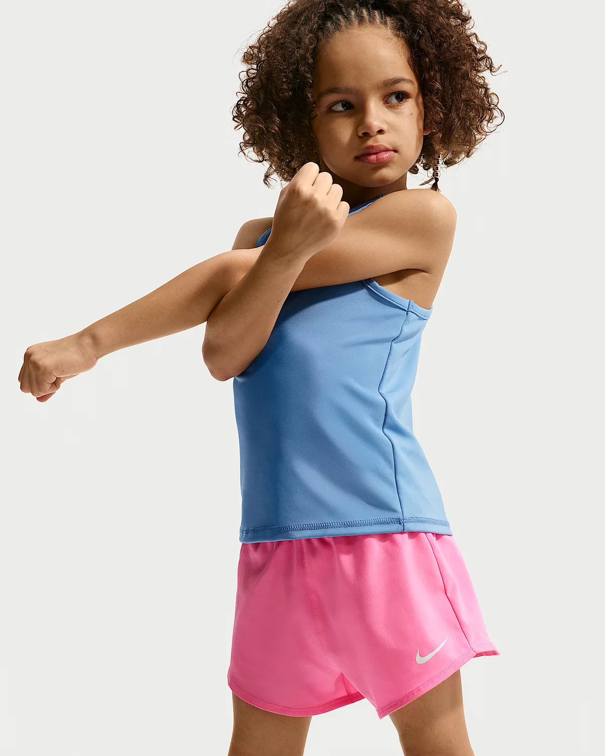 Детские шорты Nike Dri-FIT One Woven, Pink Glow — фото 4