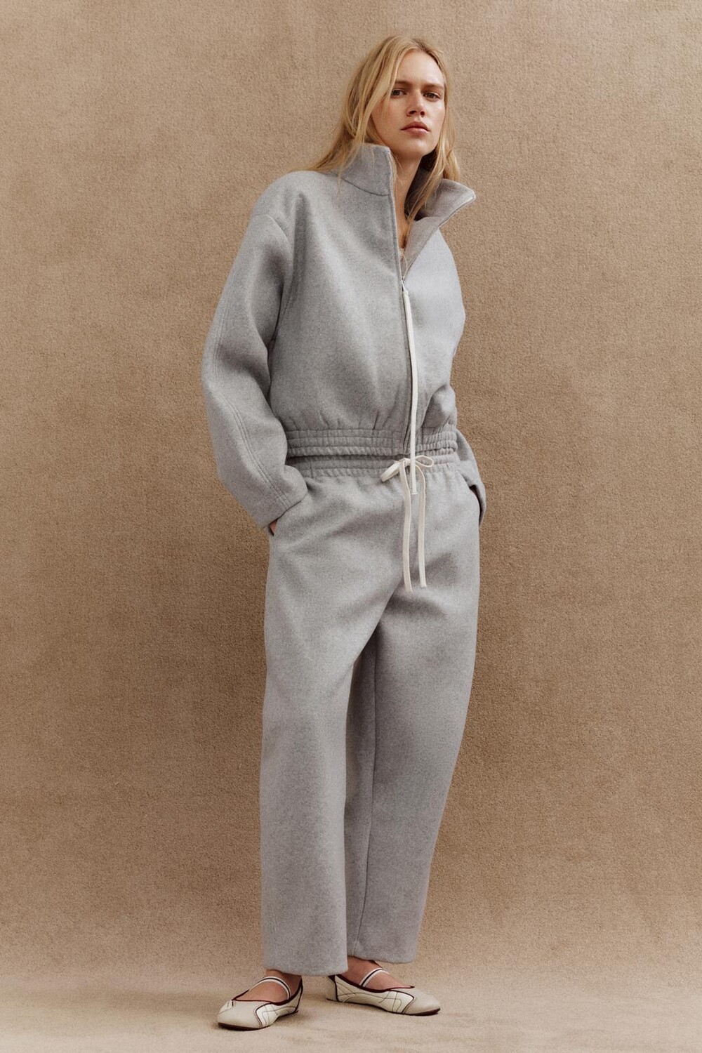 

Куртка на молнии ZARA, серый мергель