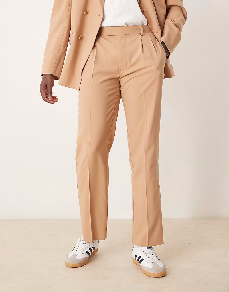 

Прямые брюки ASOS DESIGN цвета верблюжьей шерсти