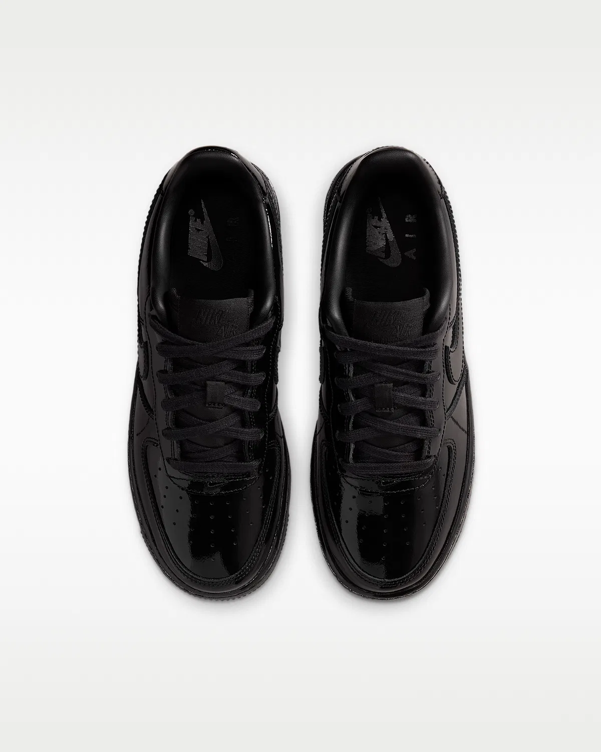 Детские кроссовки Nike Air Force 1 Low Patent Leather, Black/Black/Black — фото 4