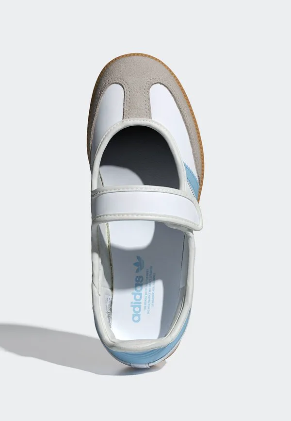Балетки samba jane j с ремешком на щиколотке Adidas Originals, Ftwr White/Clear Sky/Gum — фото 3