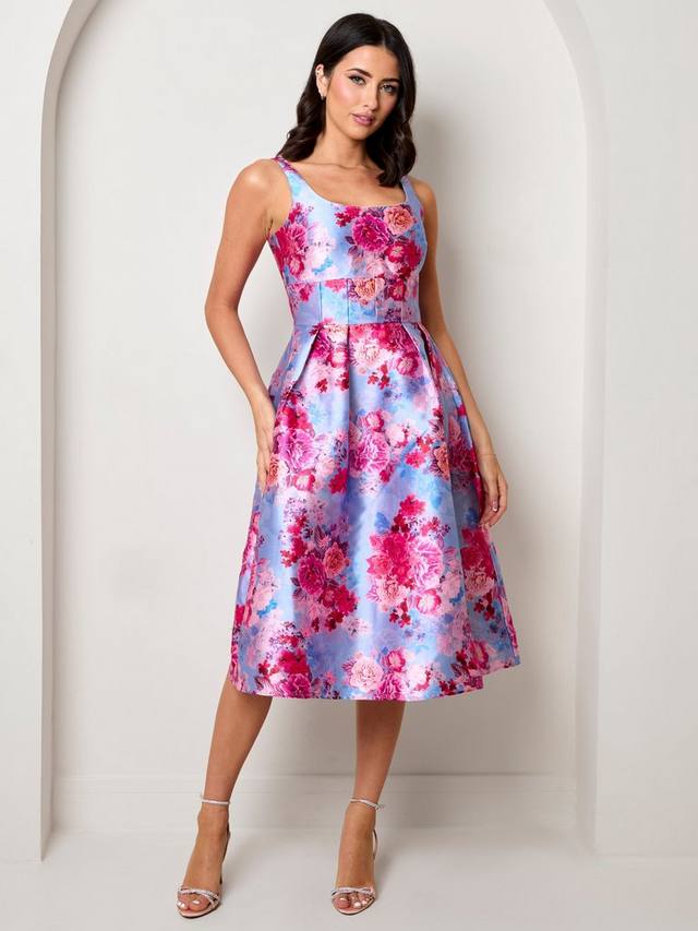 

Платье-футляр с цветочным принтом Chi Chi London, Blue/Multi