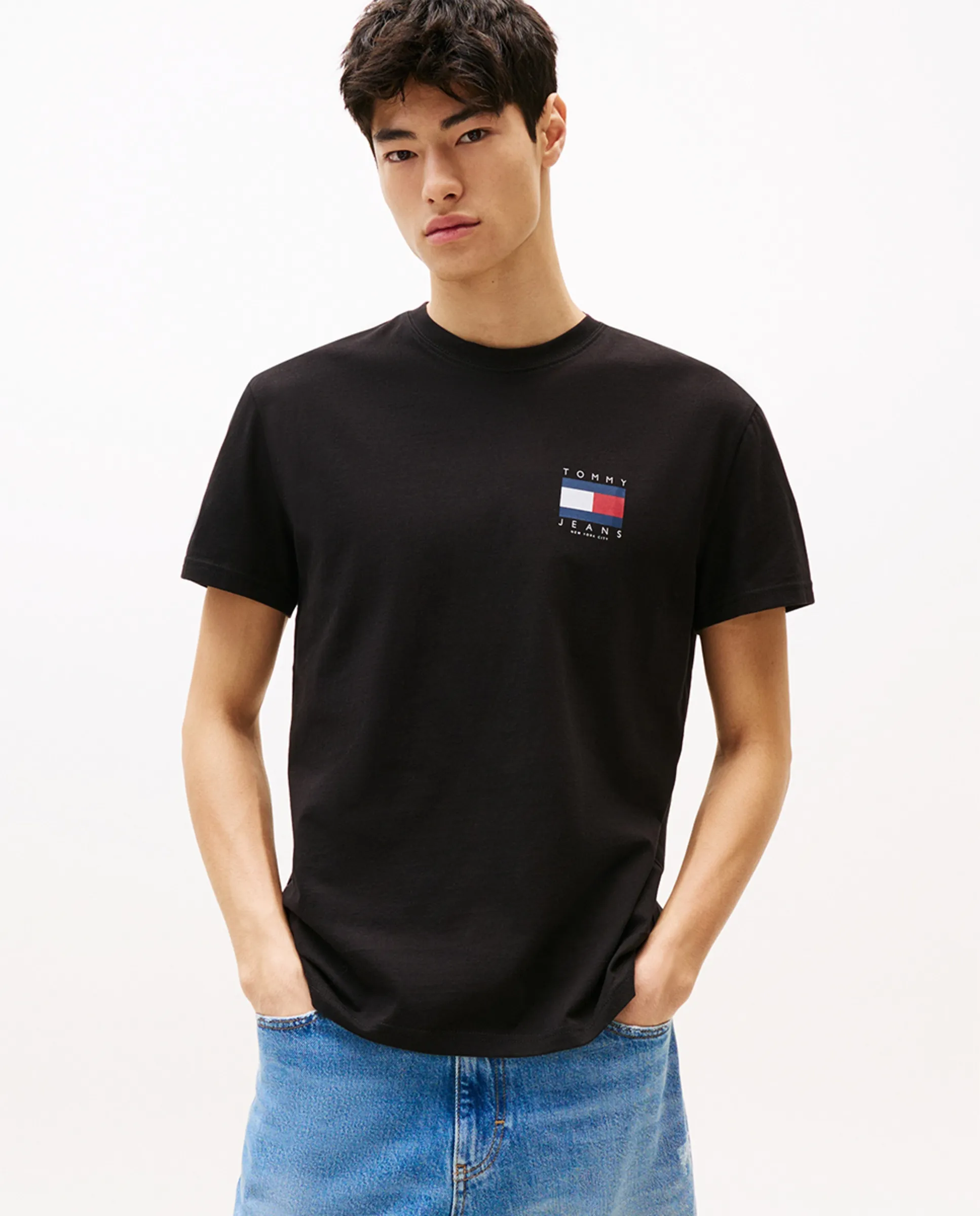 

Мужская футболка классического кроя с коротким рукавом Tommy Jeans, черный