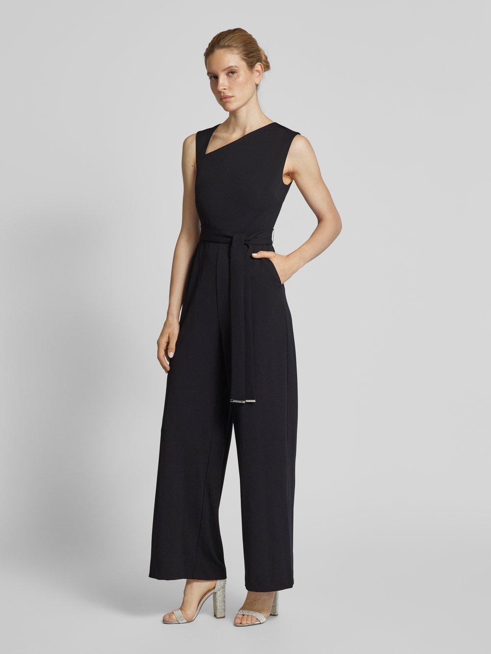 

Комбинезон с поясом на талии Calvin Klein Womenswear, черный