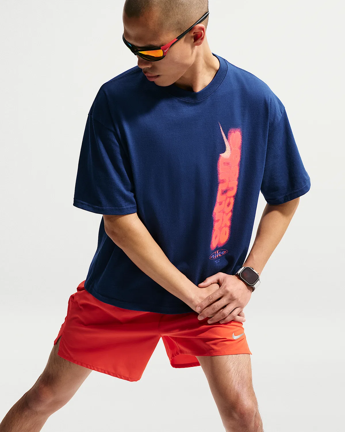 Мужская футболка для бега с коротким рукавом Nike, Blue Void/Hot Lava — фото 3