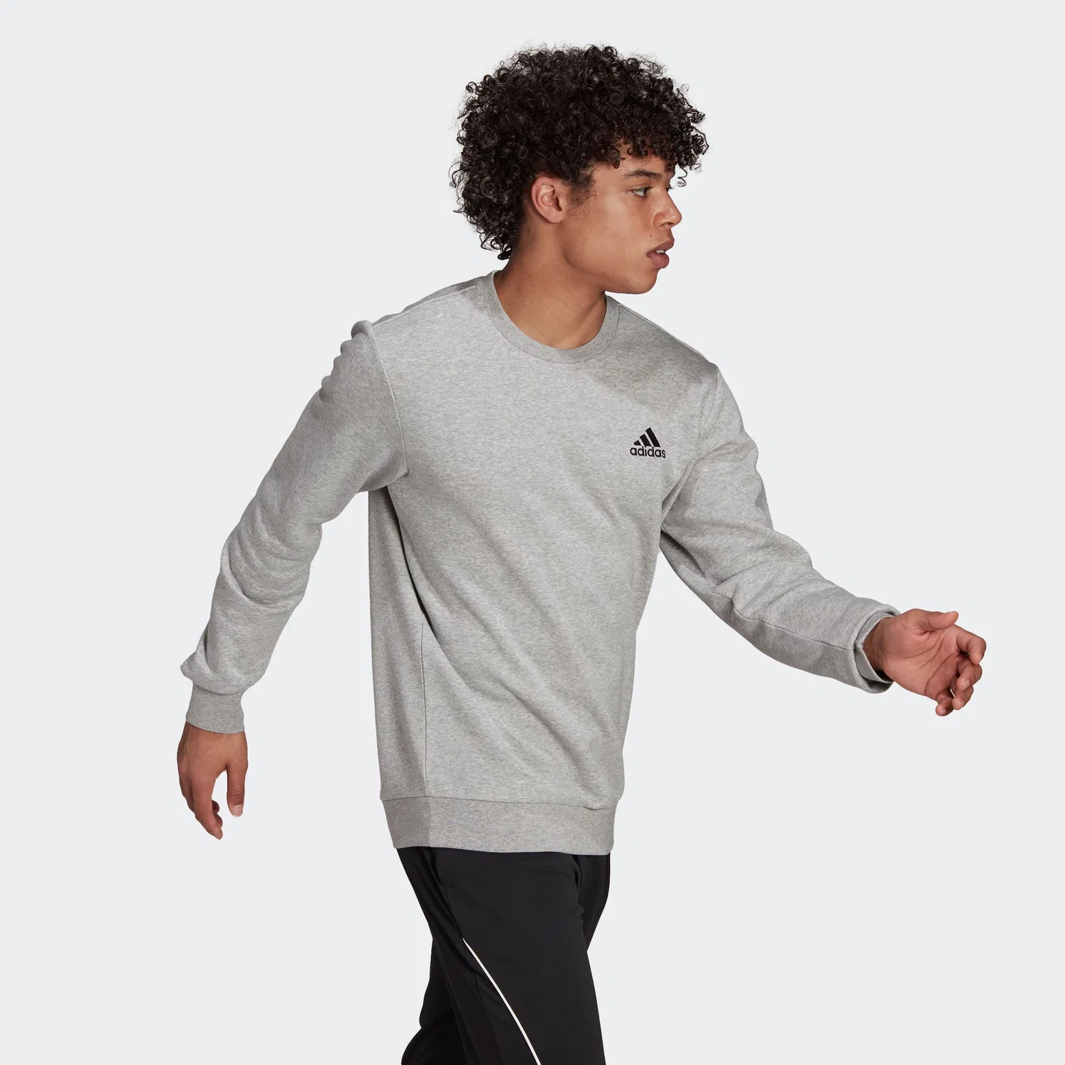 Мужской флисовый свитшот Essential средне-серый меланж от Adidas — фото 4