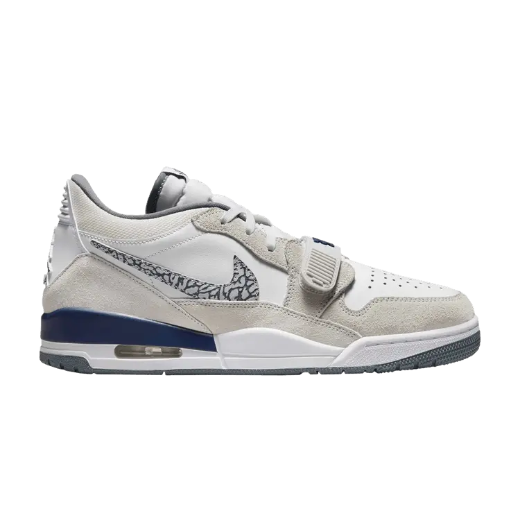 

Кроссовки Air Jordan Jordan Legacy 312 Low 'Elephant Print Swoosh', белый