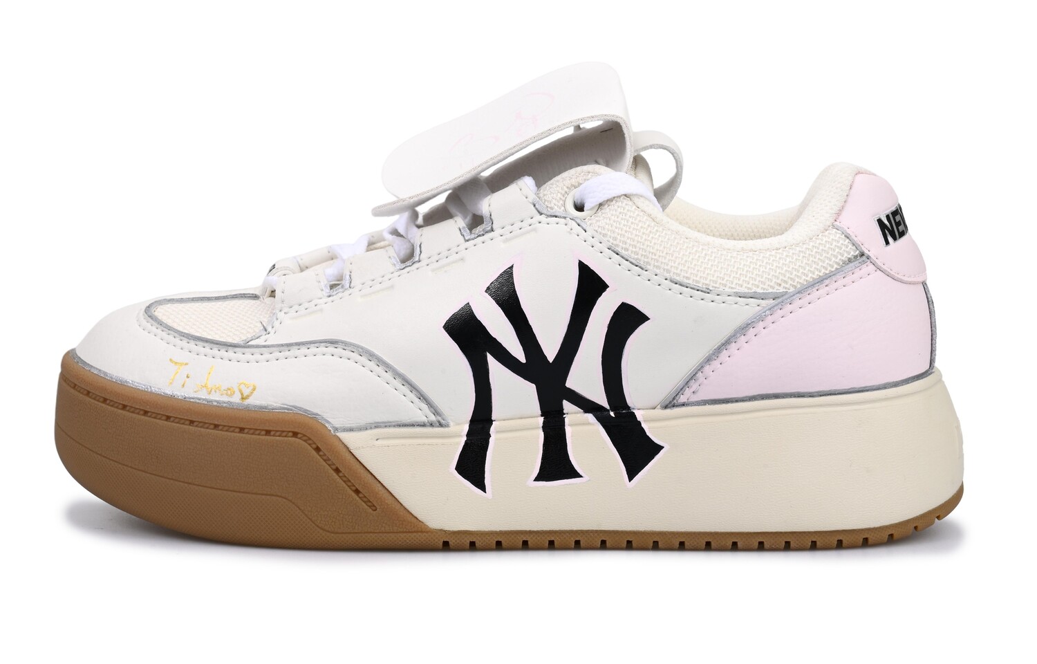 

Кроссовки MLB Chunky Wide Skateboarding Shoes Unisex Low-top White/pink, цвет Lotus Color