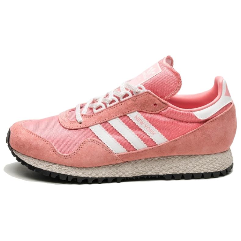 

Adidas New York 'Tactile Rose' Adidas Originals, Розово-белая футболка