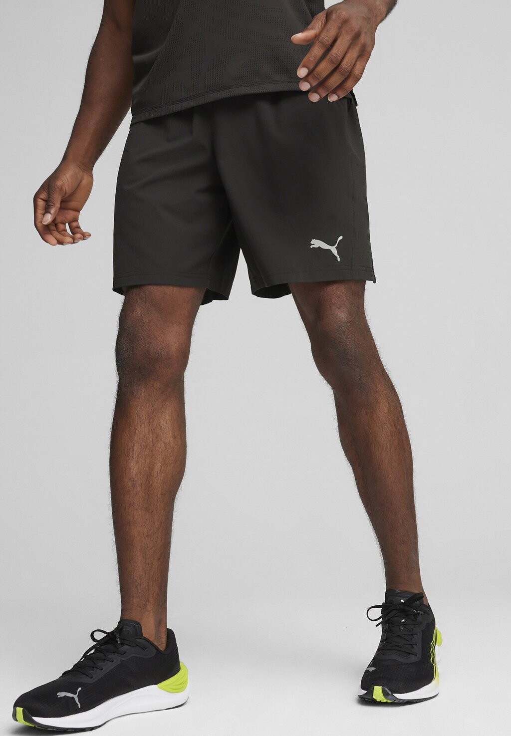 

Спортивные шорты Velocity Ultraweave Running Puma, черный