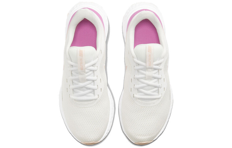 Кроссовки Nike Revolution 5 Series для женщин — фото 2