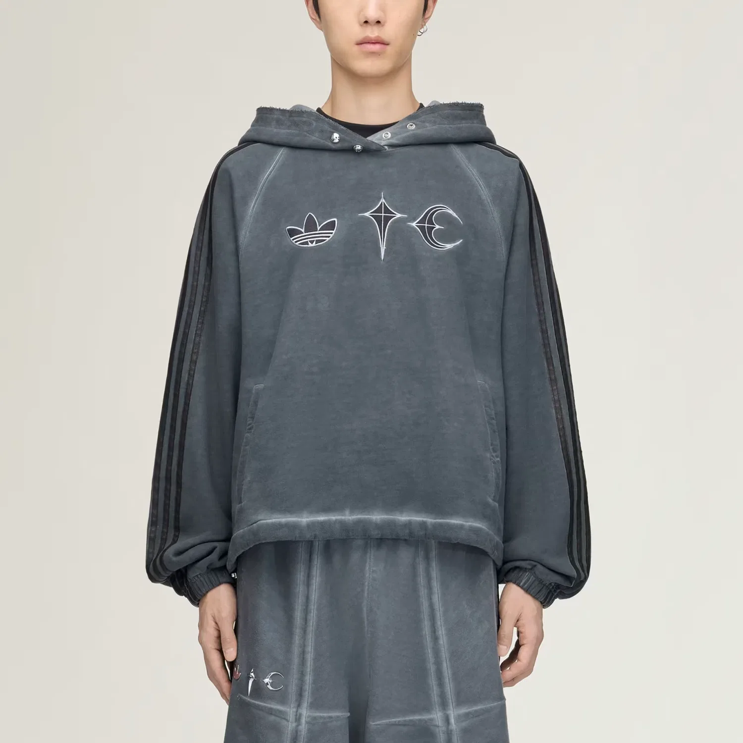 Свитшот x THUG CLUB SWEAT мужской Adidas Originals, Black — фото 4