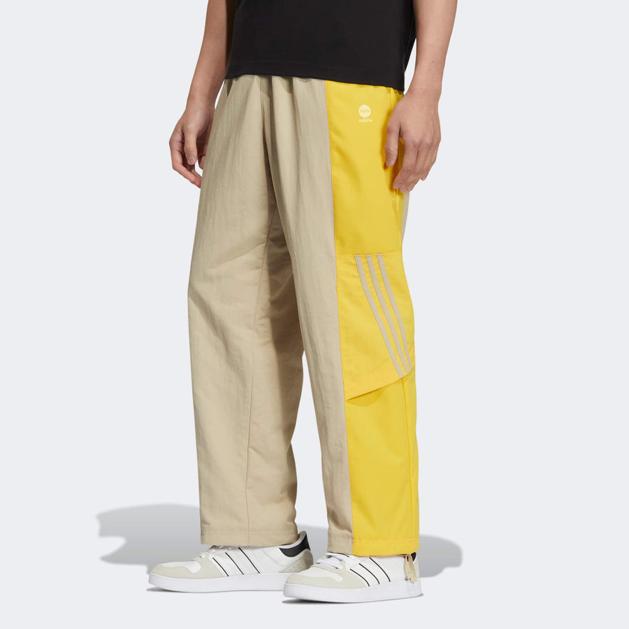 Спортивные брюки adidas Neo Track Pants 'Beige Yellow', бежевый — фото 2