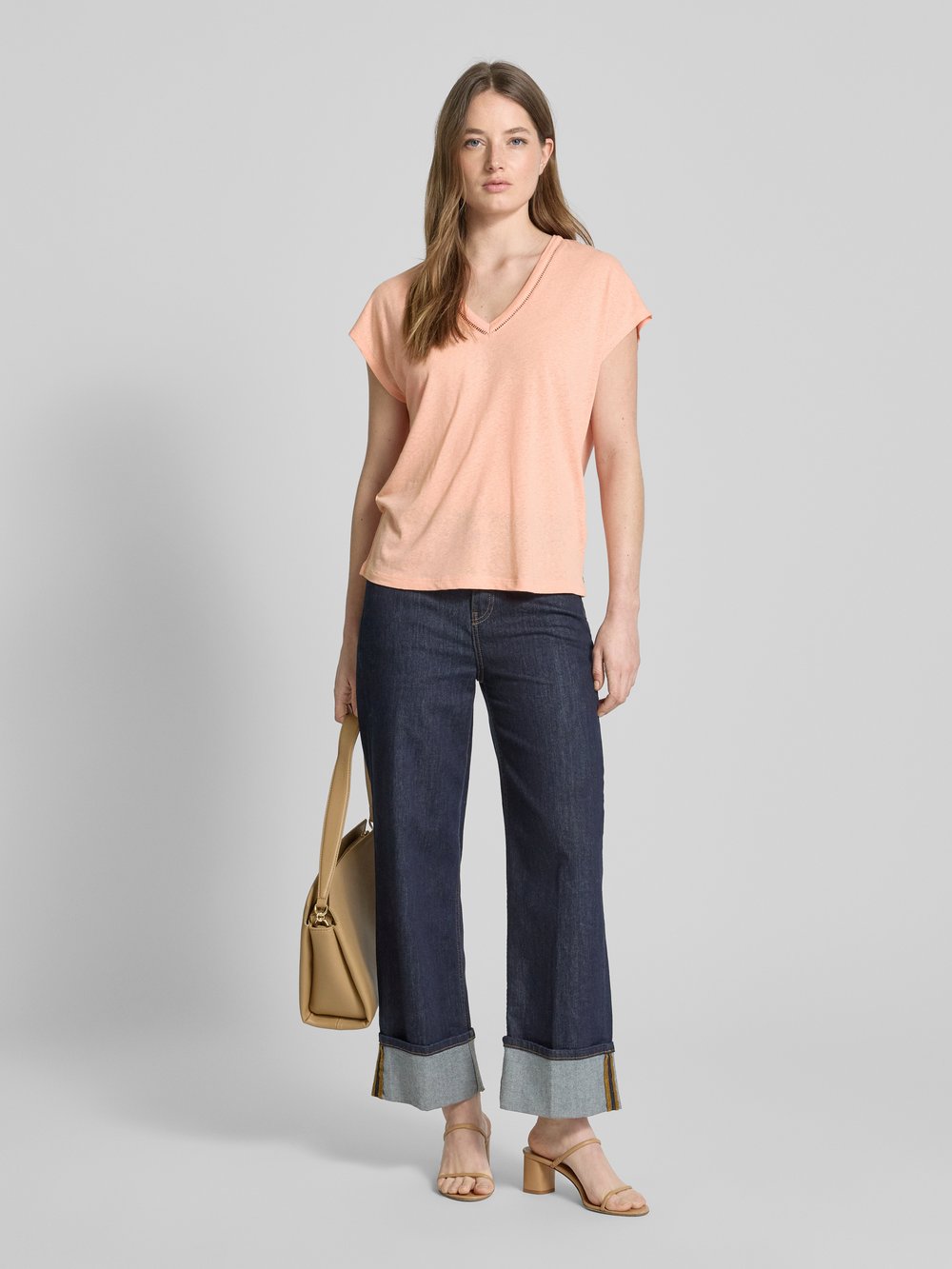 

Футболка с V-образным вырезом Scotch & Soda, светло-оранжевый