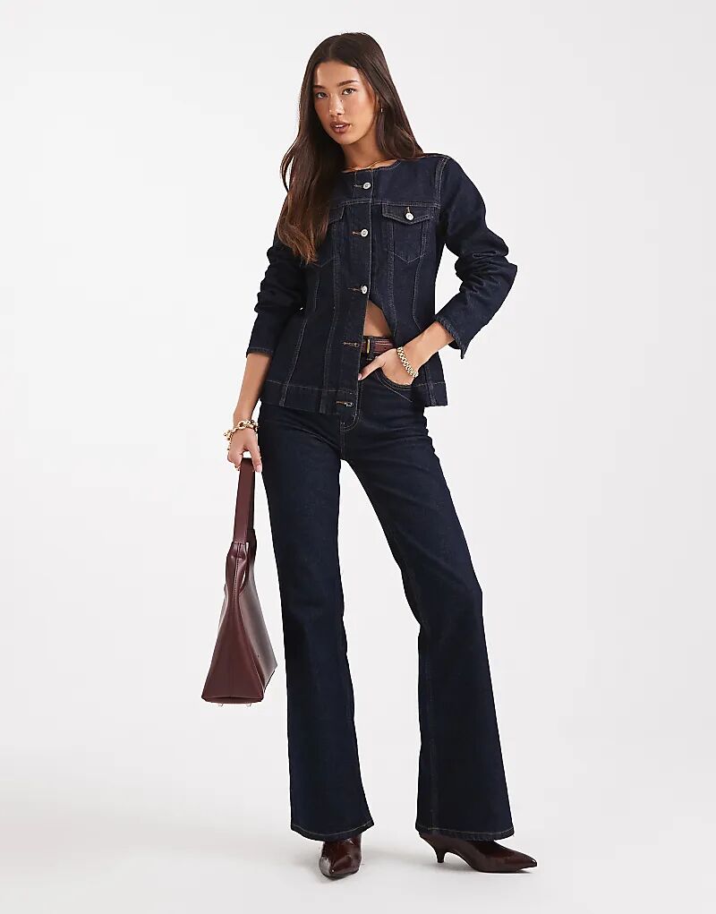 

ONLY расклешенные джинсы с высокой талией в цвете индиго