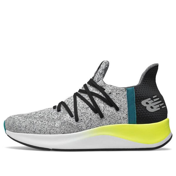 

Кроссовки cypher v2 d New Balance, черный
