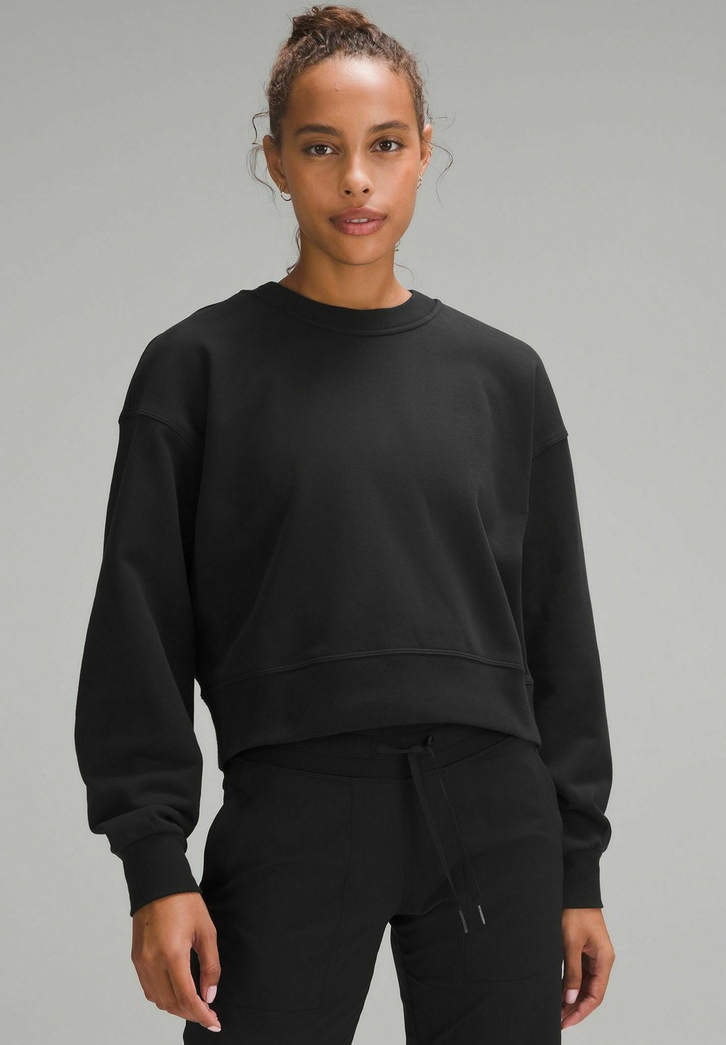 

Толстовка PERFRECTLY OVERSIZED CROPPED SOFTSTREME lululemon, черный