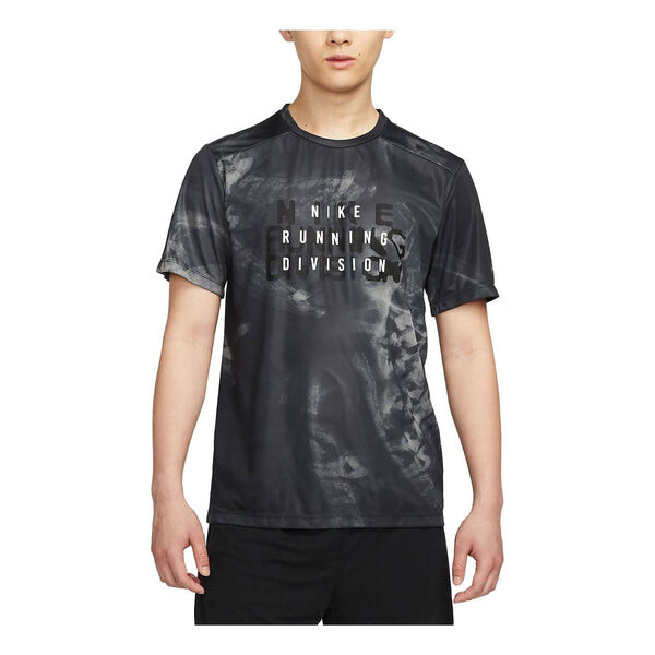 

Футболка Nike Dri-FIT Run Division Rise 365 T-Shirt 'Black', черный