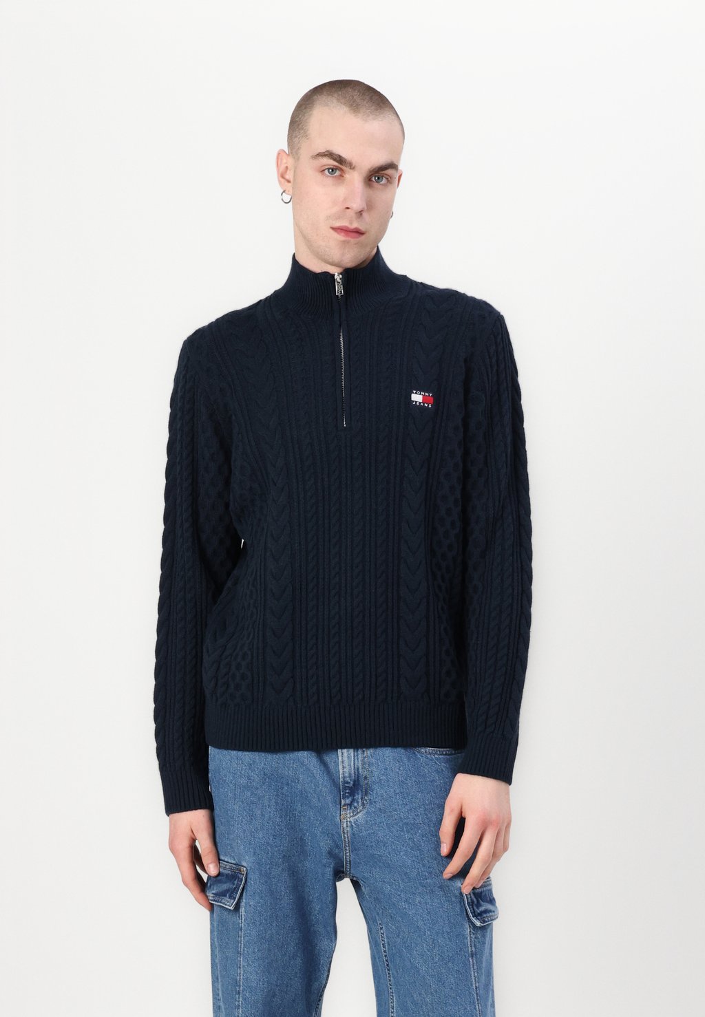 

Джемпер CABLE FLAG ZIP Tommy Jeans, темно-синий