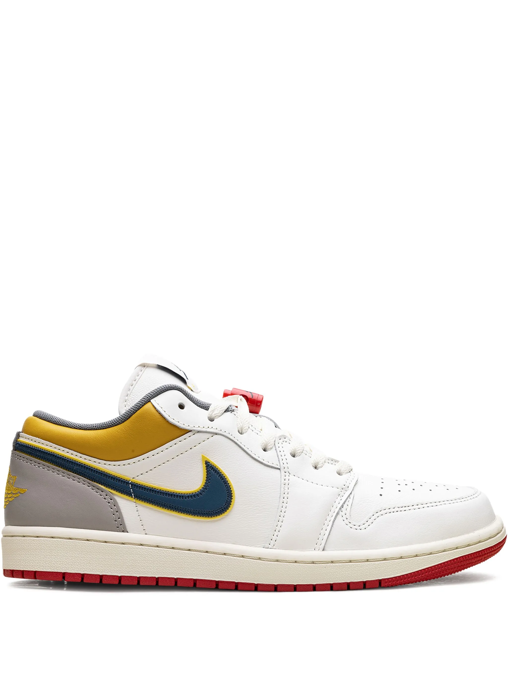 

Кроссовки Jordan 1 Low PRM Sail/Cashmere, белый