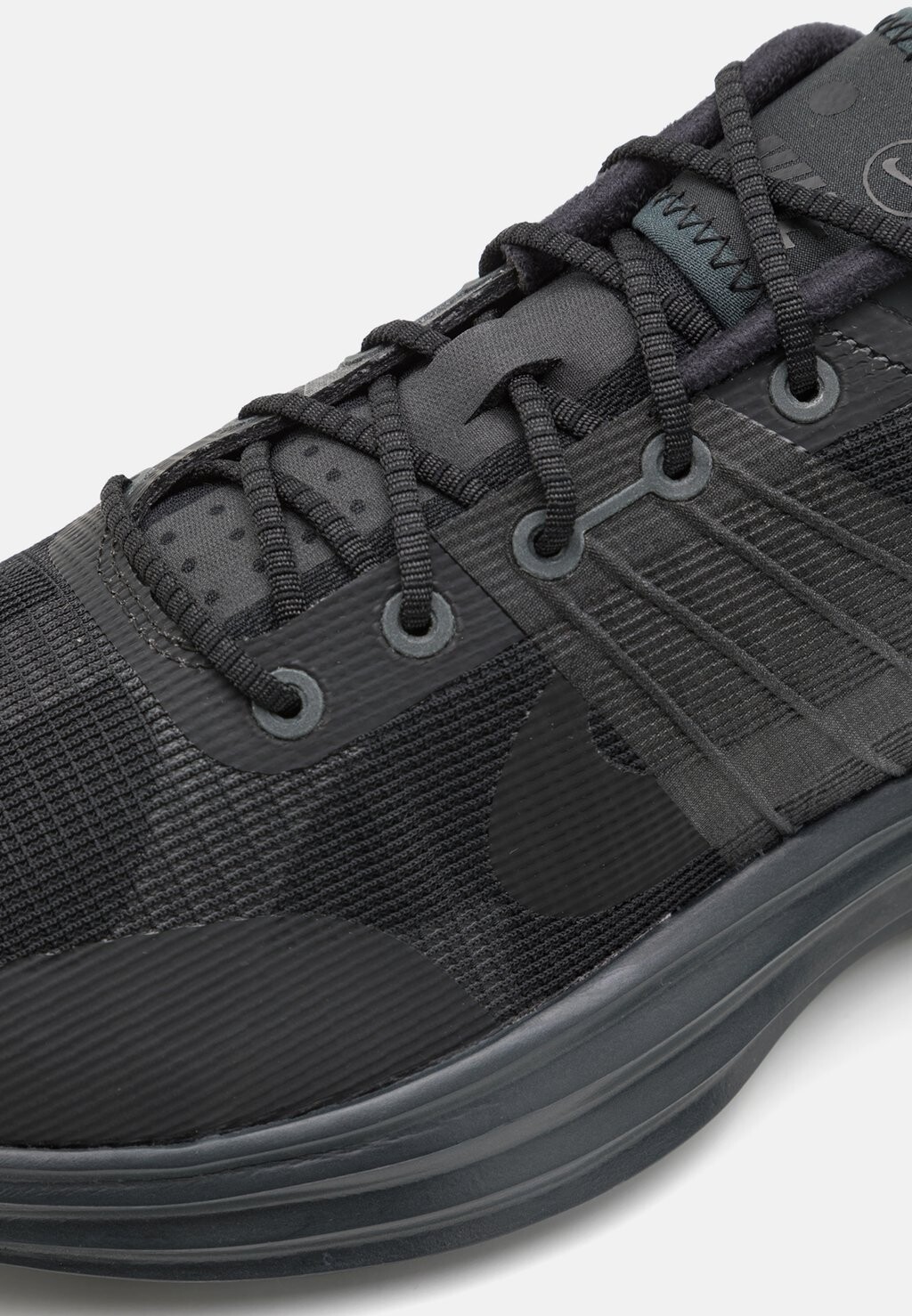 Кроссовки на шнуровке LUNAR ROAM UNISEX Nike, черный