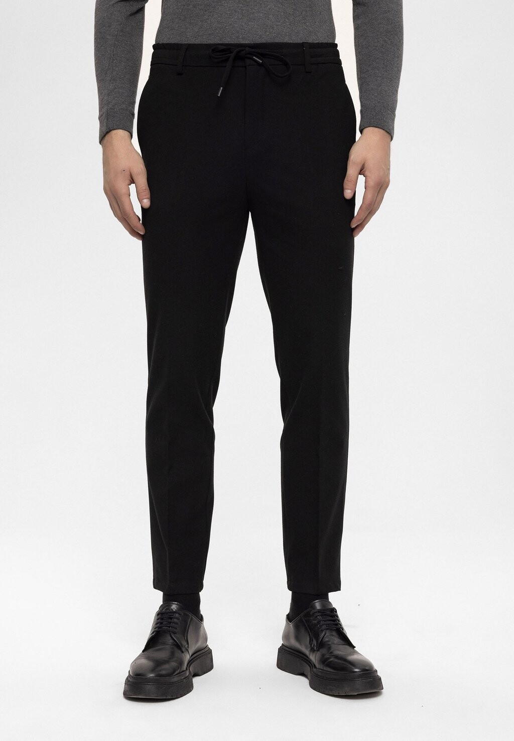

Брюки ELASTIC WAIST BELT DETAILED Antioch, цвет black