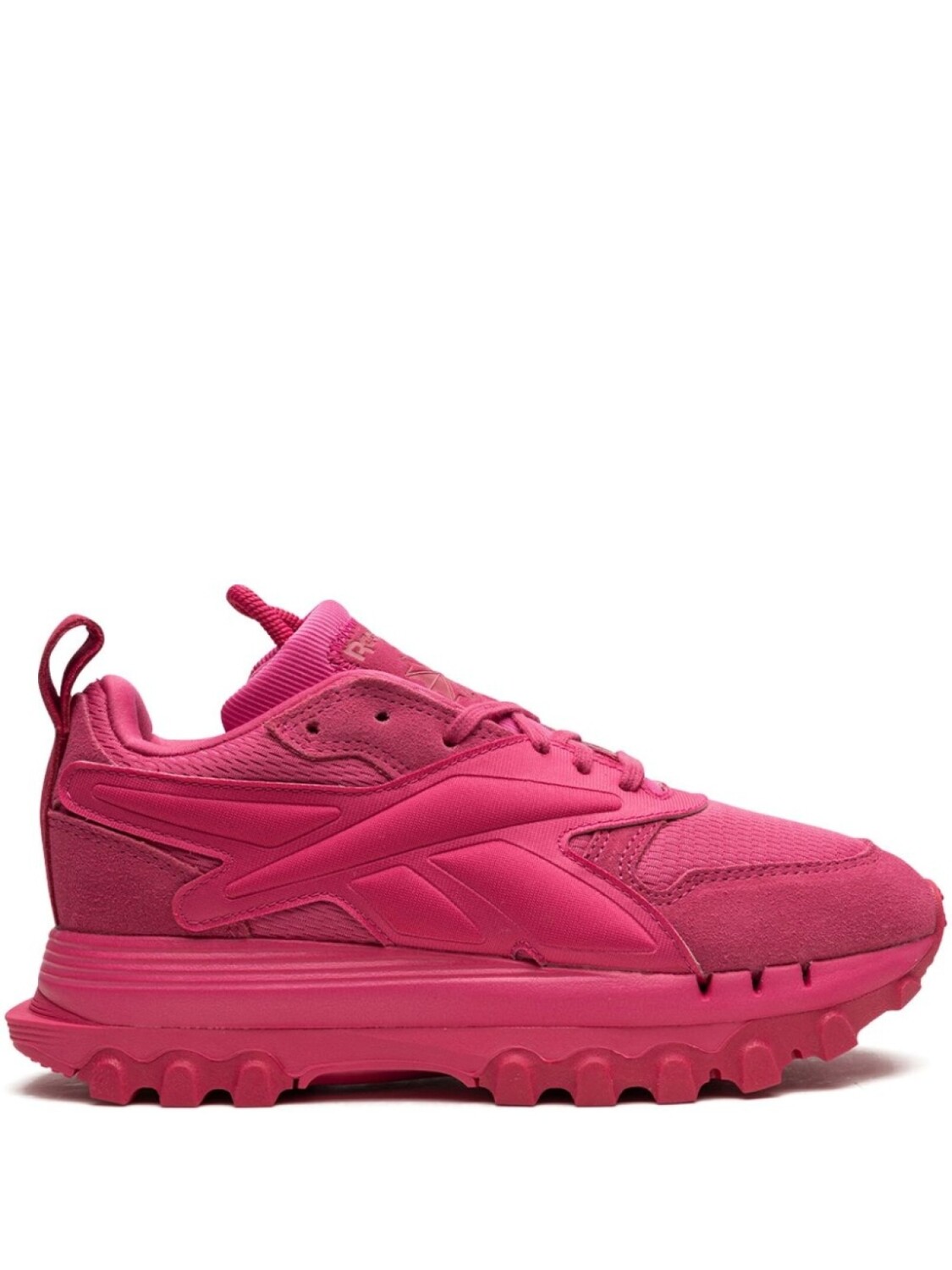 

Reebok кроссовки Classic Pink Fusion из коллаборации с Cardi B, розовый