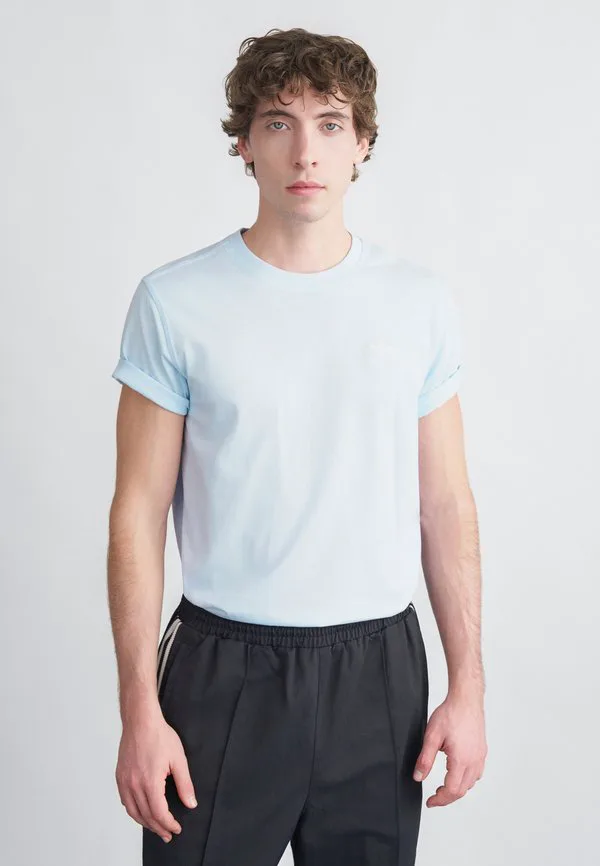 Футболка с трилистником, базовая футболка Adidas Originals, Crystal Sky