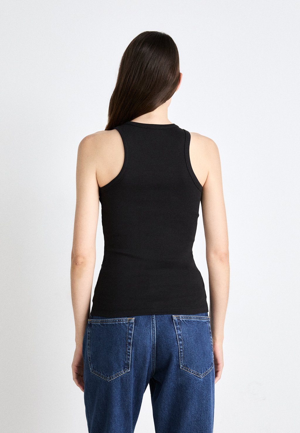 

Топ GRAPHIC SLIM TANK Calvin Klein, черный