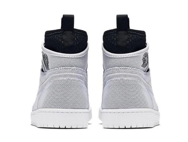 Кроссовки JORDAN 1 Retro Ultra High White Black — фото 3