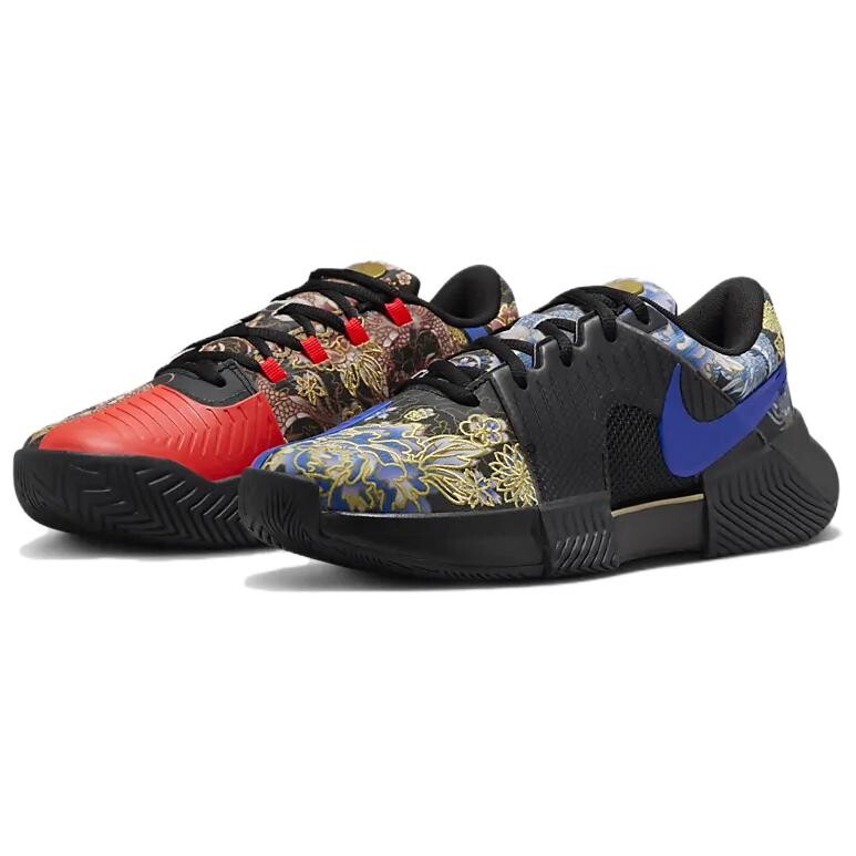 Nike Challenger Теннисные кроссовки для женщин, Black/Bright Crimson/Metallic Gold/Racing Blue — фото 2