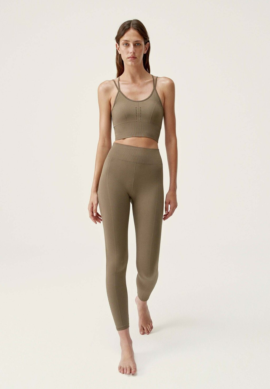 

Леггинсы INDIA Born Living Yoga, цвет walnut