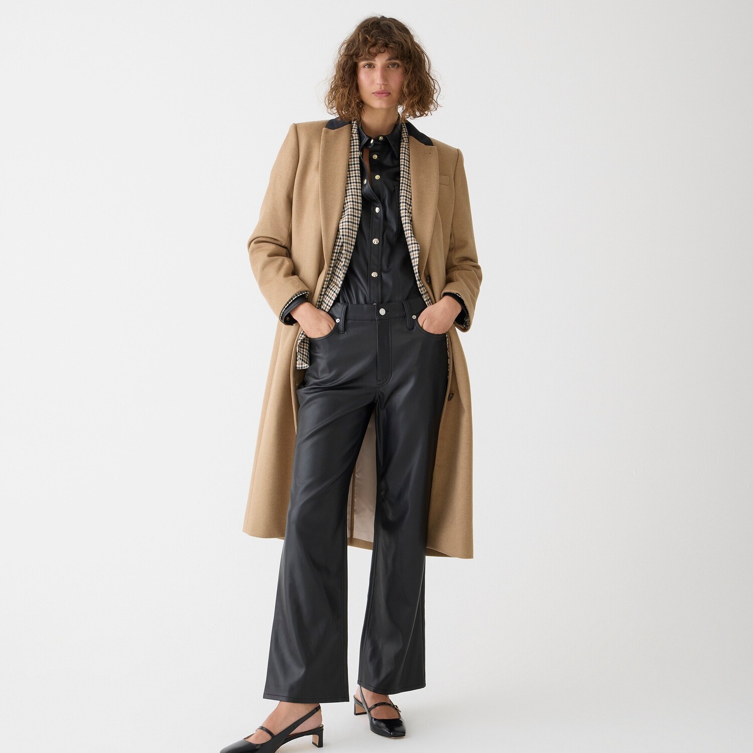 

Узкие широкие брюки из искусственной кожи J.Crew, черный