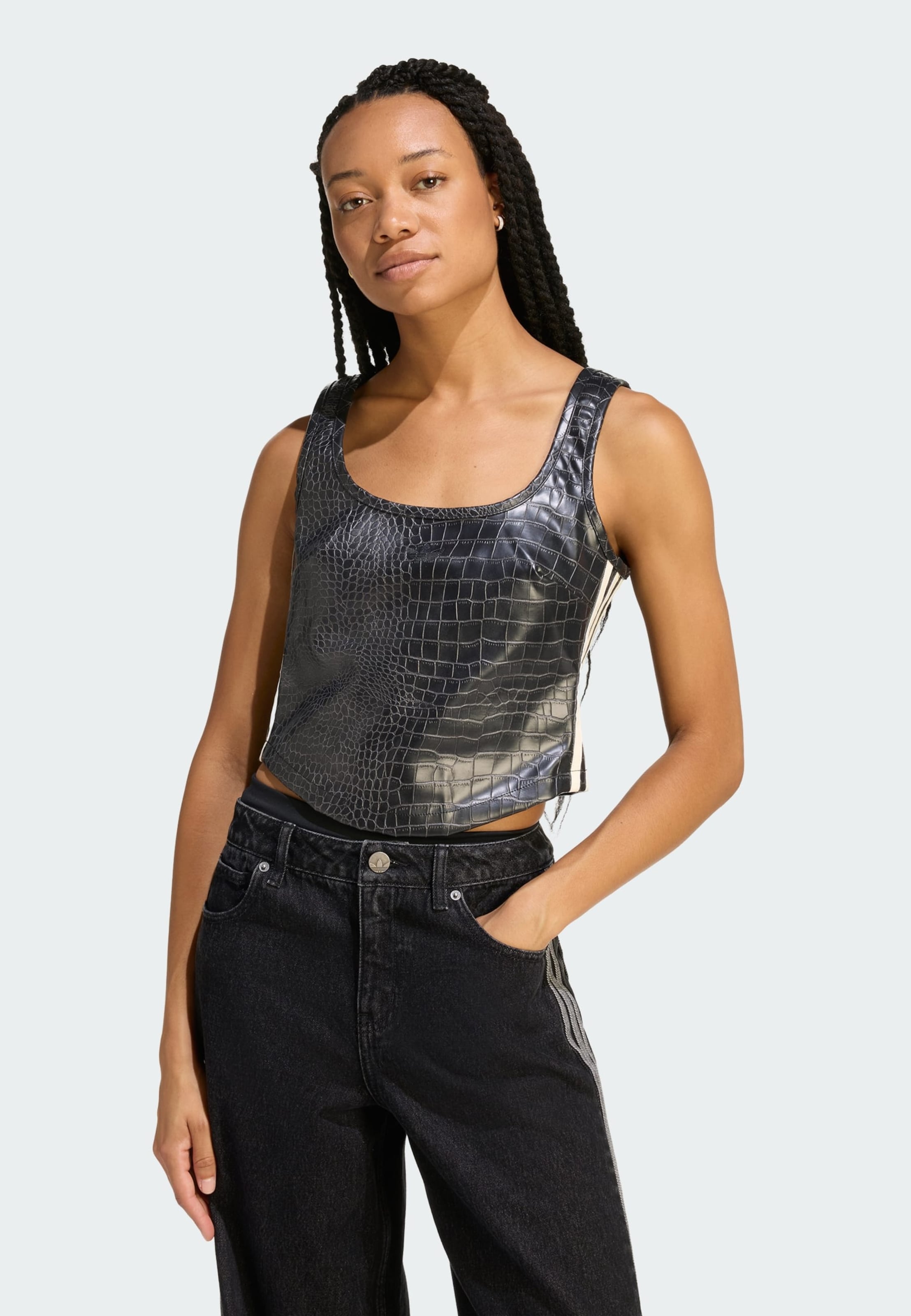Adidas Originals Топ в черном цвете — фото 2