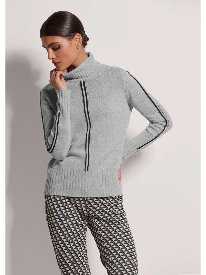 

MADELEINE Современный шерстяной свитер с ажурным узором в графитово-черно-меланжевой цветовой гамме