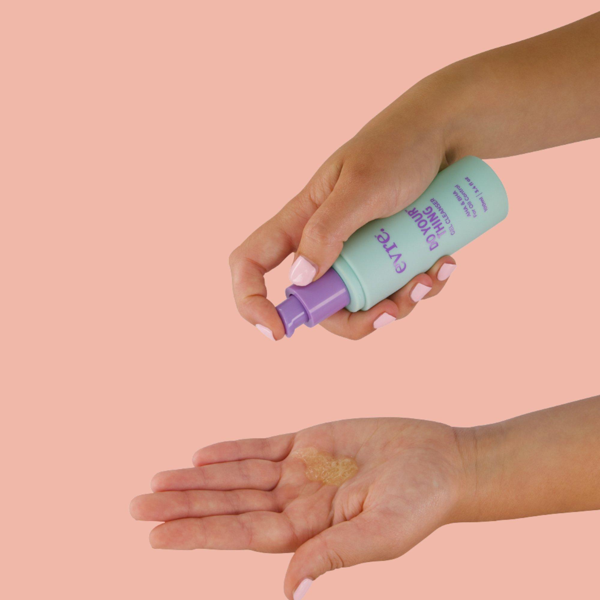 

Гель-очиститель Do Your Thing с AHA и BHA кислотами для контроля жирности кожи у подростков Evre Skincare