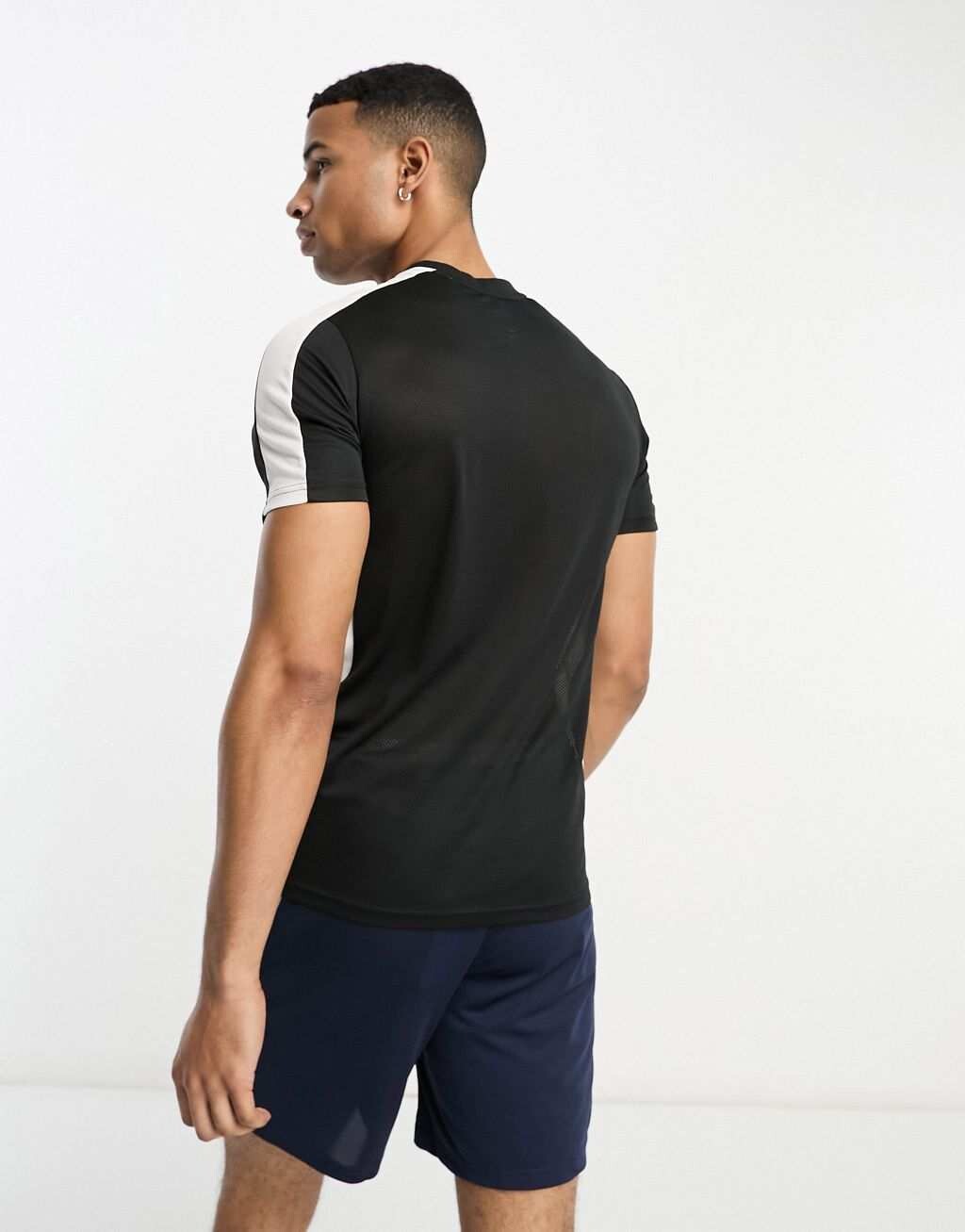 Темно-синие шорты со вставками Nike Football Academy Dri-FIT — фото 4