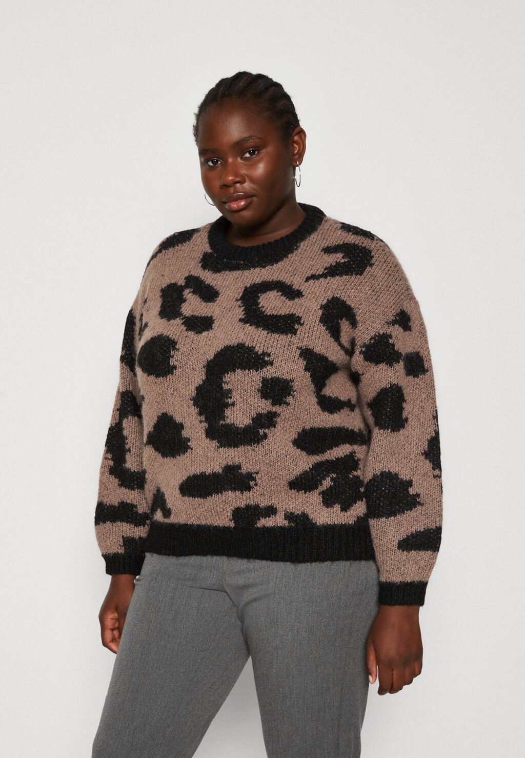 

Свитшот Vero Moda Curve VMCZELMA O NECK, цвет brown/black