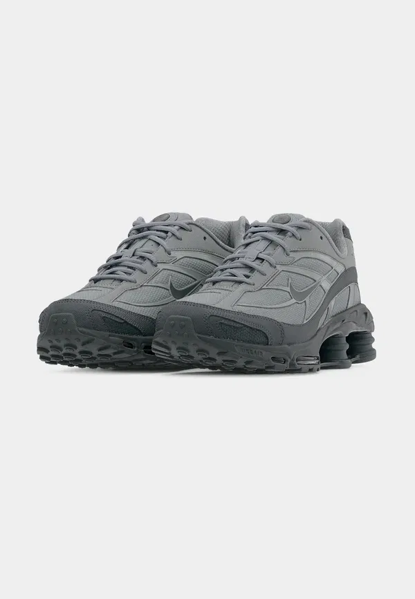 Кроссовки Nike Sportswear Shox Ride 2 New Trainers, светло-серый дымчатый/серый дымчатый — фото 3