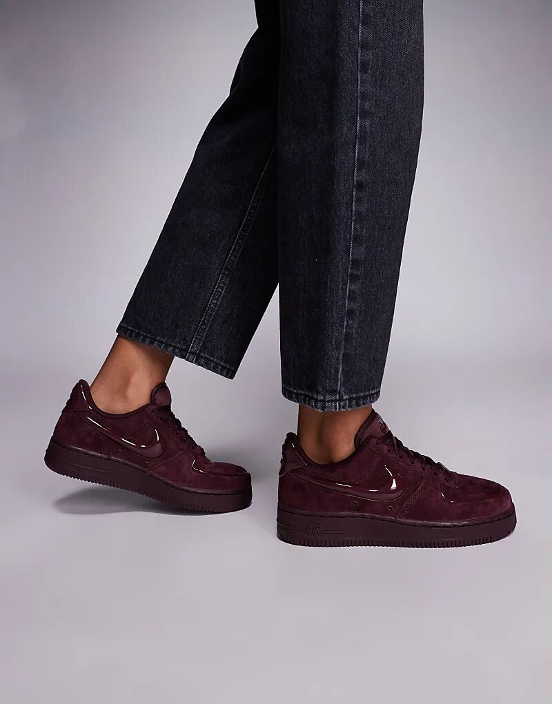 Кроссовки Nike Air Force 1 '07 с принтом «пузырь» бордового цвета — фото 3