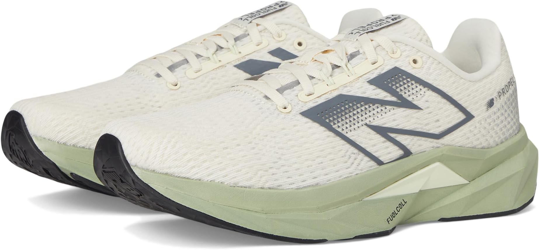 

Кроссовки New Balance FuelCell Propel v5, цвет Permafrost/Garter Snake/Black