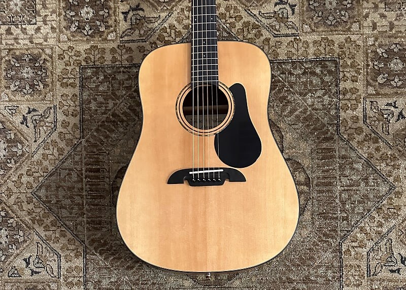 

Акустическая гитара Alvarez Artist Series AD30 Dreadnought Acoustic Pro Setup #0084!