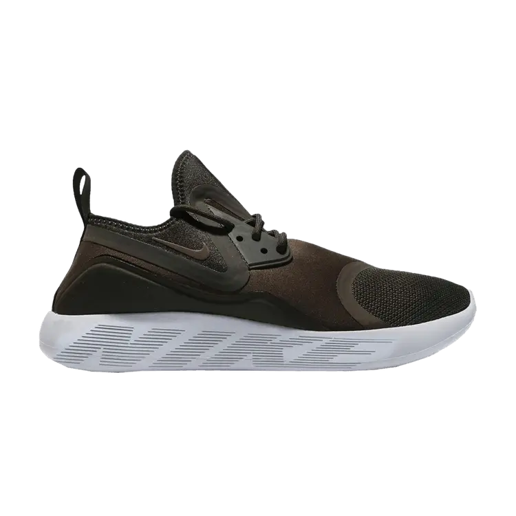 

Кроссовки LunarCharge Essential 'Cargo Khaki', зеленый