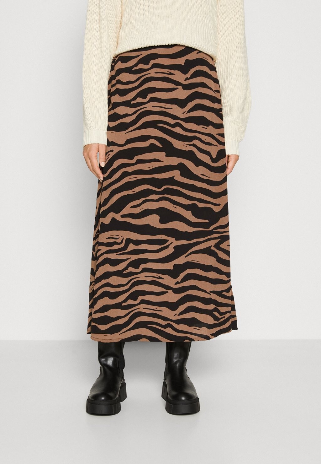 

Юбка расклешенная Vero Moda VMSHILAH NAJA SKIRT, коричневая чечевица/жемчуг