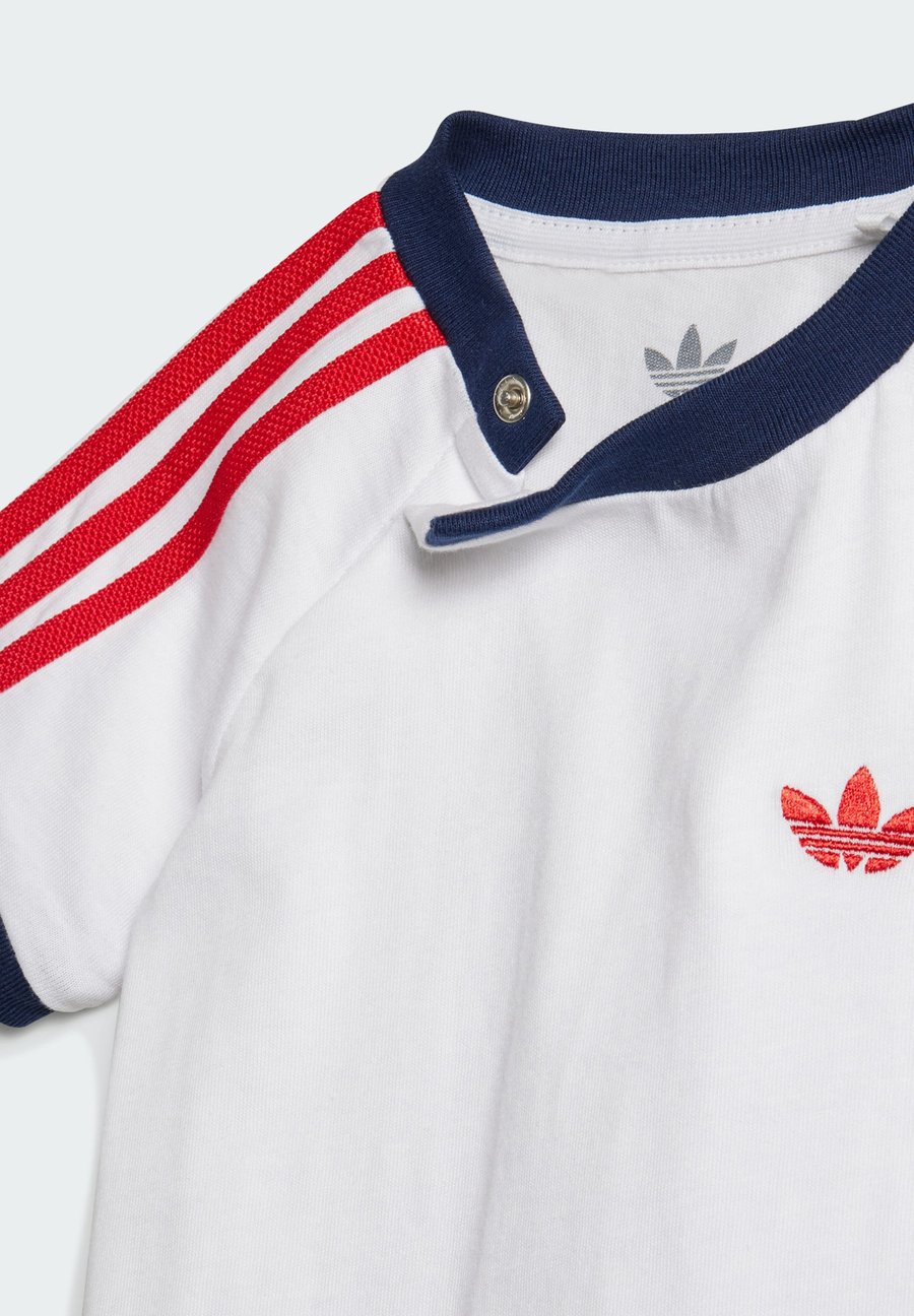 Футболка Adidas Originals DENIM KIDS, Medium Blue Denim White/White — фото 3