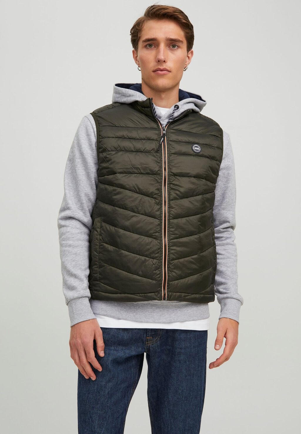 

Жилет Jack & Jones JJEHERO ТЕПЛЫЙ ВОРОТНИК, цвет rosin