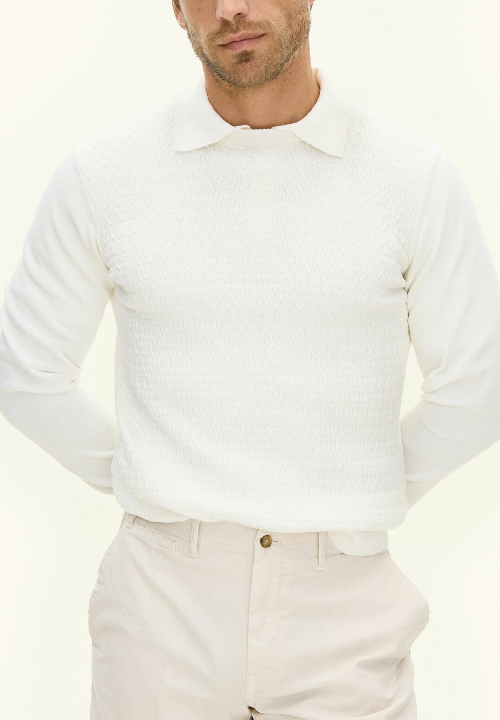 

Джемпер BLAKE STRUCTURED ROUNDNECK Oscar Jacobson, белый