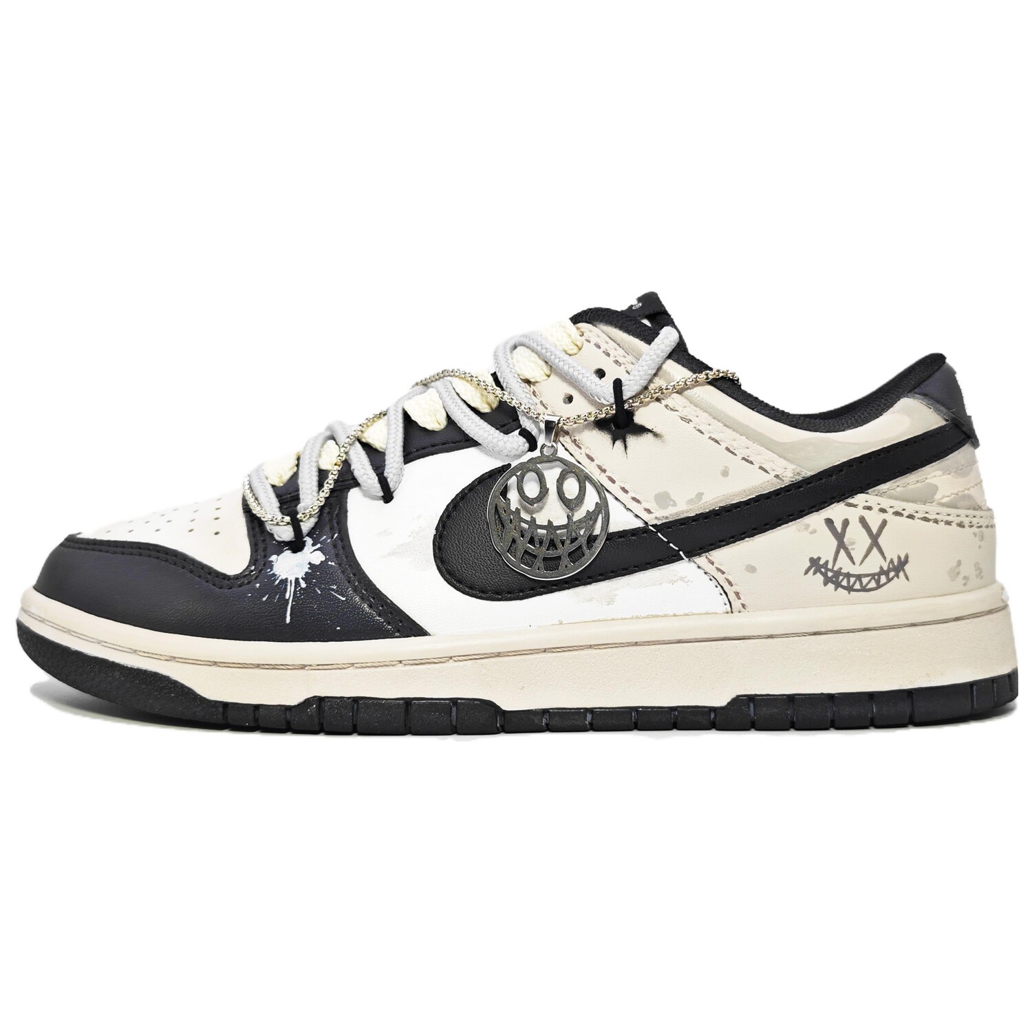 

Женские кроссовки для скейтбординга Nike Dunk, Gray/Black